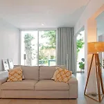Beautiful 3 Bedroom In Lisbon South Bay Almada