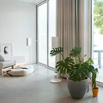 Beautiful 3 Bedroom In Lisbon South Bay בית נופש אלמאדה