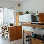 Beautiful 3 Bedroom In Lisbon South Bay בית נופש אלמאדה