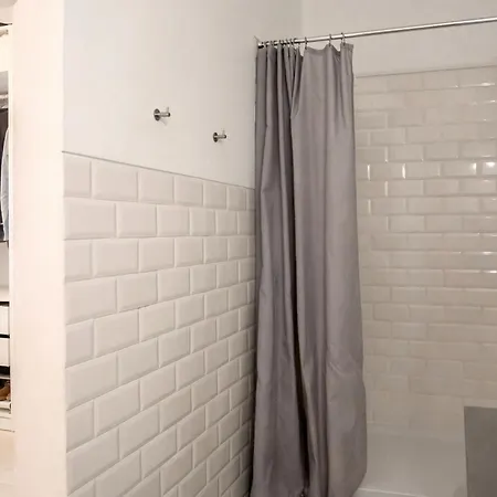 Beautiful 3 Bedroom In Lisbon South Bay