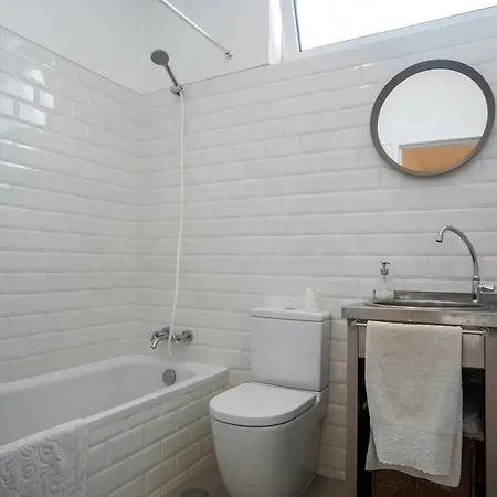 Сasa de vacaciones Beautiful 3 Bedroom In Lisbon South Bay