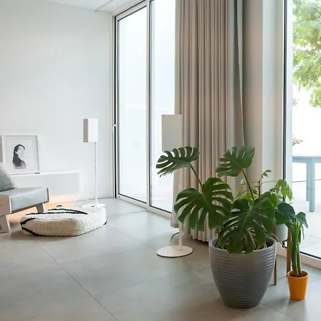 Beautiful 3 Bedroom In Lisbon South Bay Сasa de vacaciones Almada