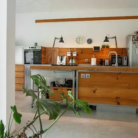 Beautiful 3 Bedroom In Lisbon South Bay