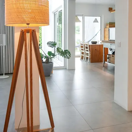 Beautiful 3 Bedroom In Lisbon South Bay Holiday home