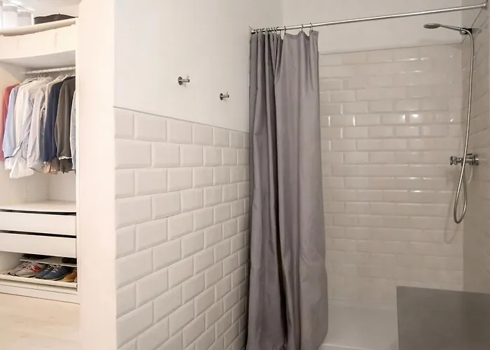 Beautiful 3 Bedroom In Lisbon South Bay