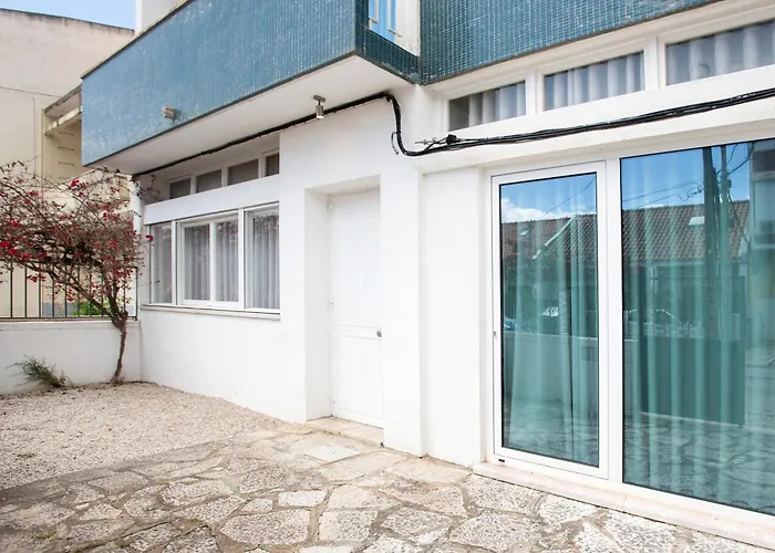 Beautiful 3 Bedroom In Lisbon South Bay Prázdninový dům *
