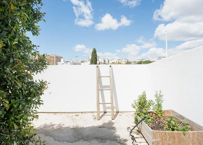 Beautiful 3 Bedroom In Lisbon South Bay Prázdninový dům *