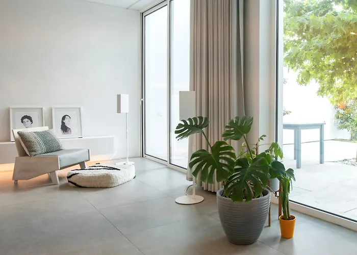 Beautiful 3 Bedroom In Lisbon South Bay Prázdninový dům Almada