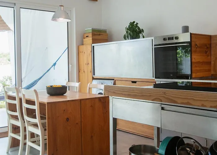 Beautiful 3 Bedroom In Lisbon South Bay Prázdninový dům Almada
